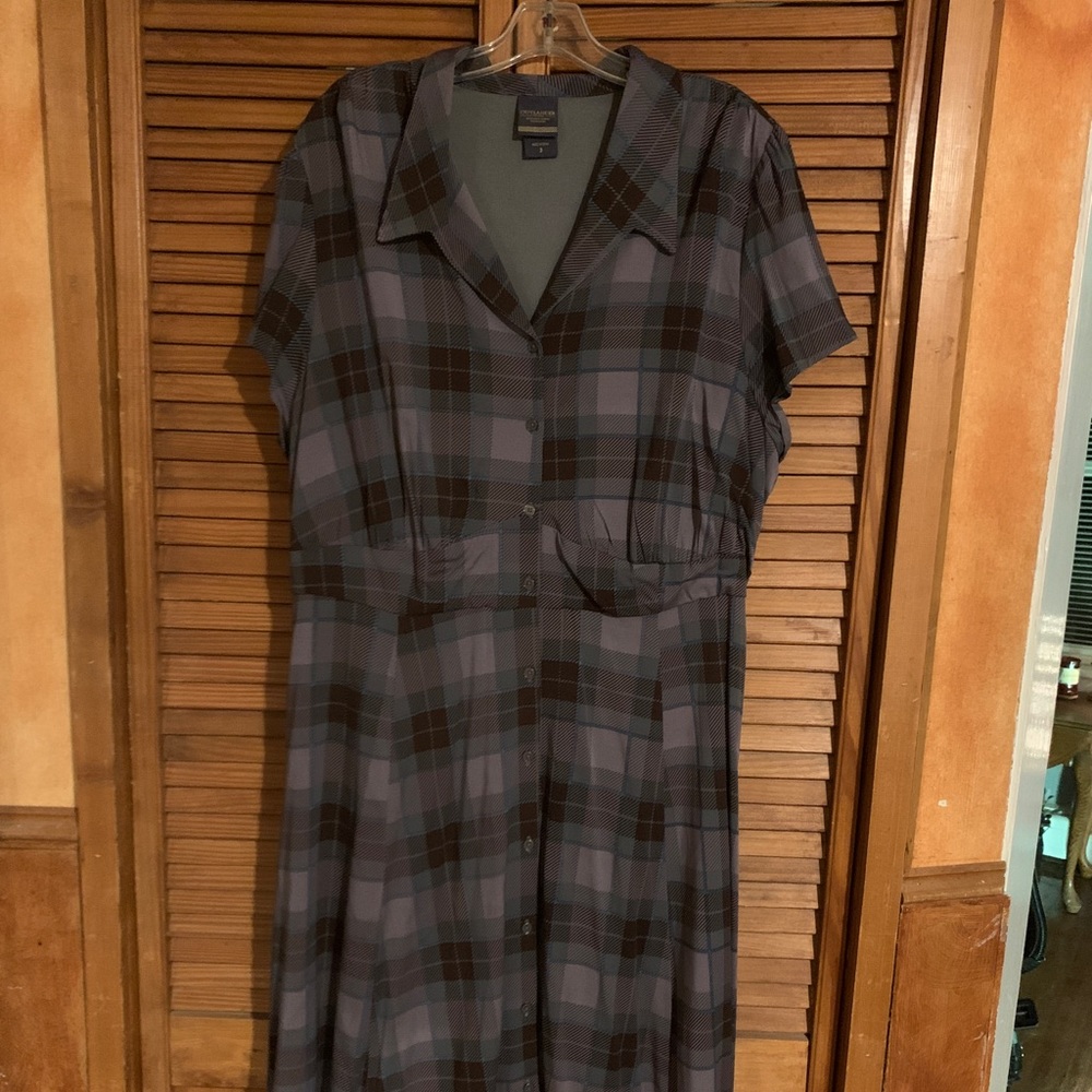 Outlander (Torrid Collection) tartan short sleeved dress with belt (size 3)